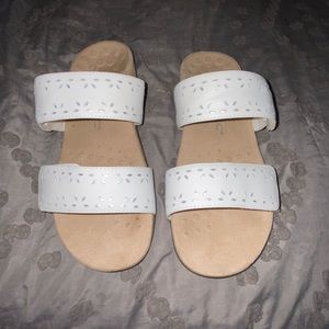 COPY - White Vionic Orthopedic Shoes